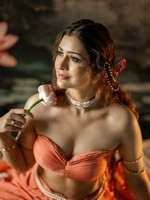 Payal Rajput Chic Look Is Hard To Ignore